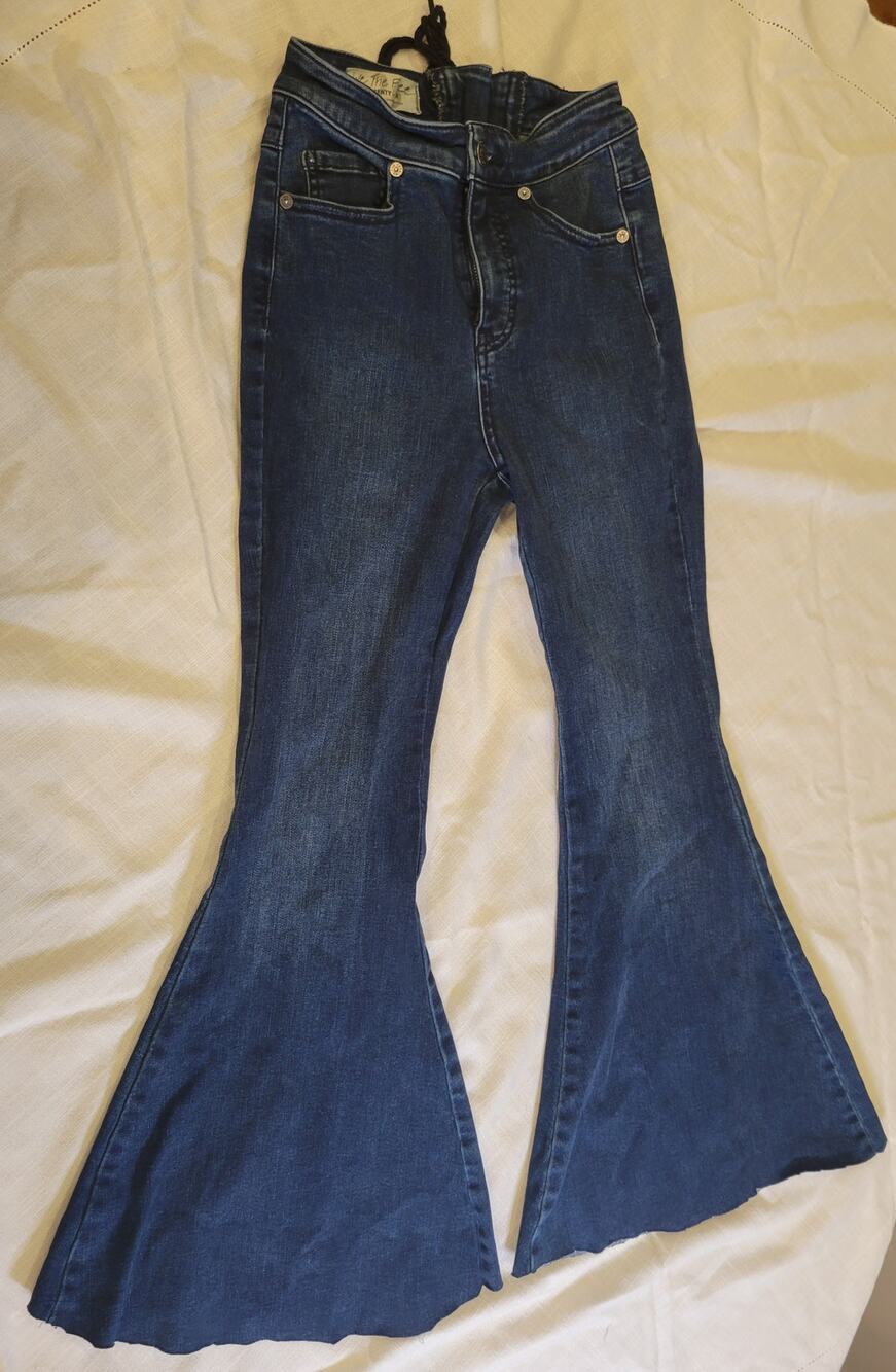 We The Free People CRVY Super Flare Bell Bottom Jeans LaceUp Back Y2K Raw Hem 26